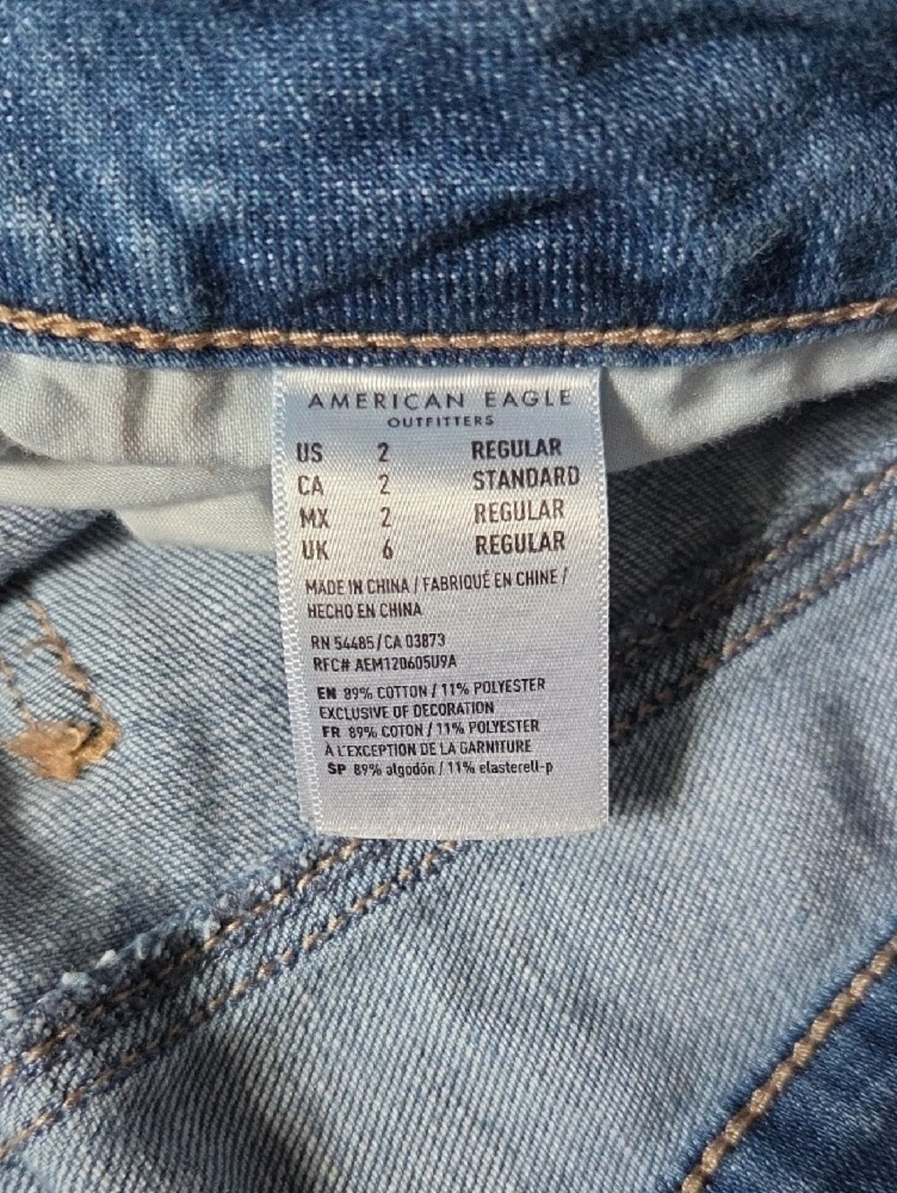 American Eagle Outfitters Button Fly Distressed Tom Girl Straight Leg Jeans 2 - Picture 4 of 6